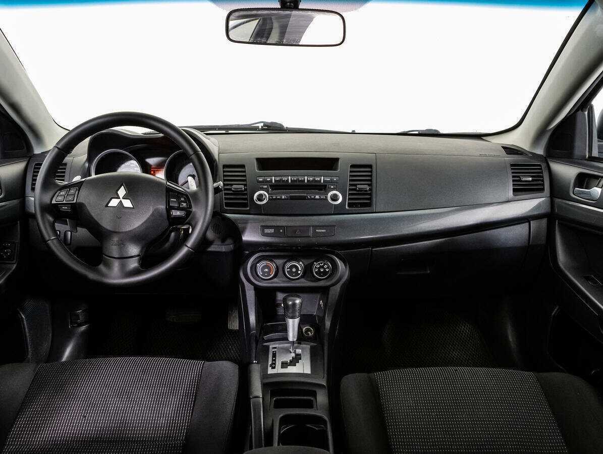 Mitsubishi Lancer с пробегом — 2008 год. Фото: #12