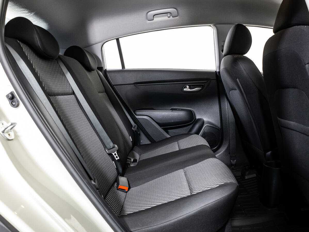 Kia Rio с пробегом — 2019 год. Фото: #7