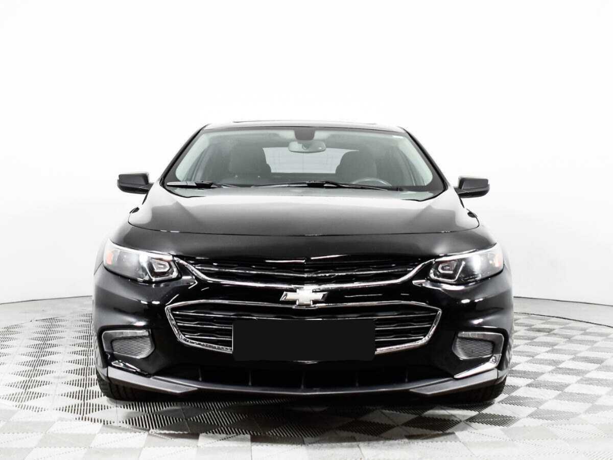 Chevrolet Malibu с пробегом — 2017 год. Фото: #1