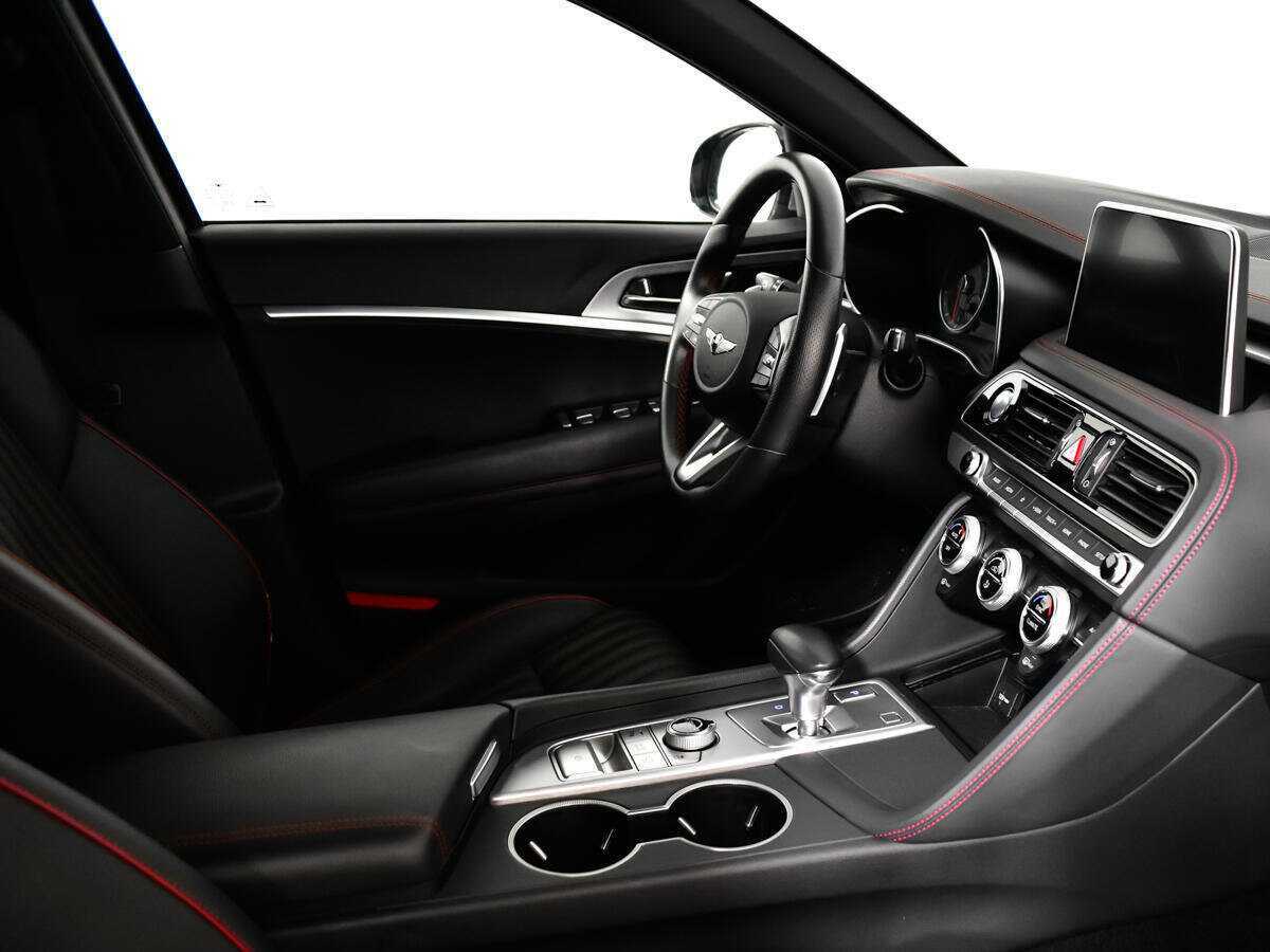 Genesis G70 с пробегом — 2020 год. Фото: #6