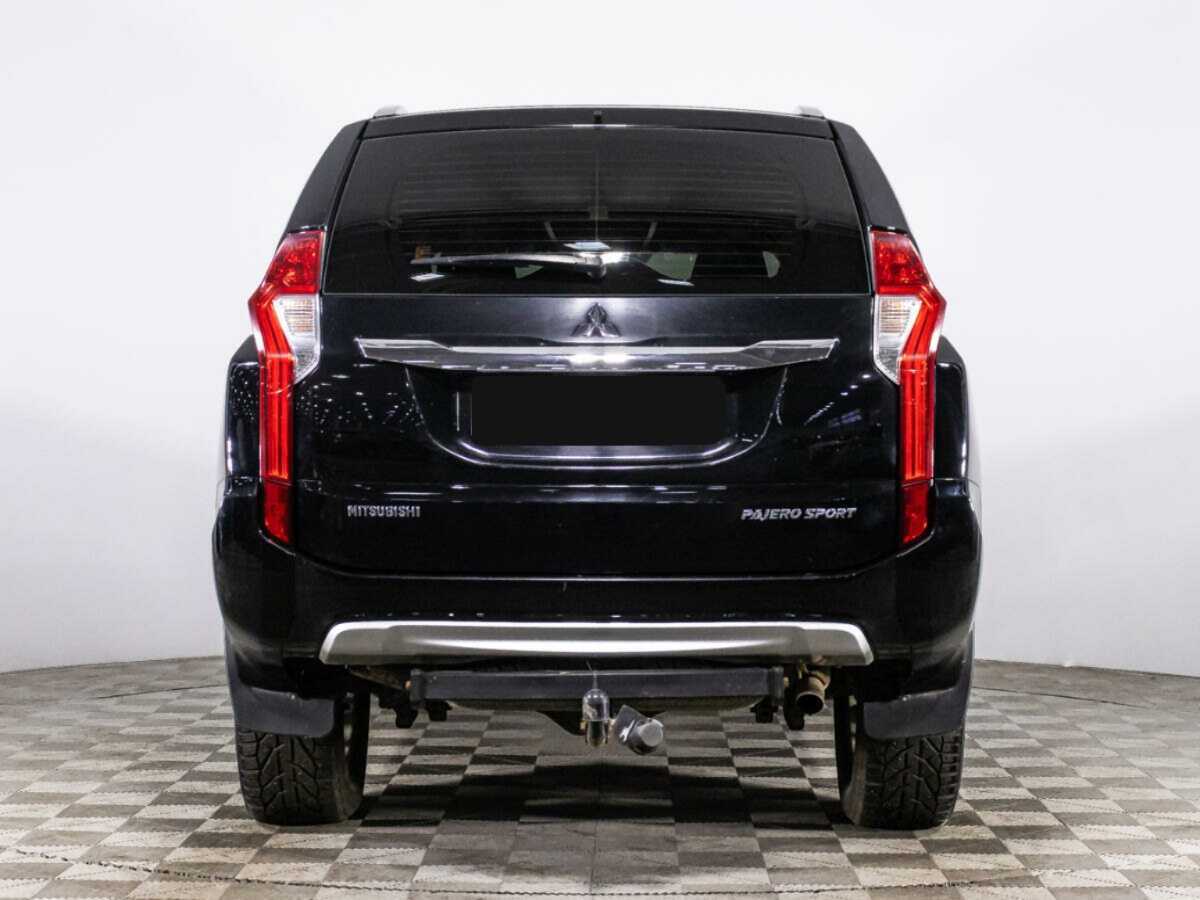 Mitsubishi Pajero Sport с пробегом — 2021 год. Фото: #5