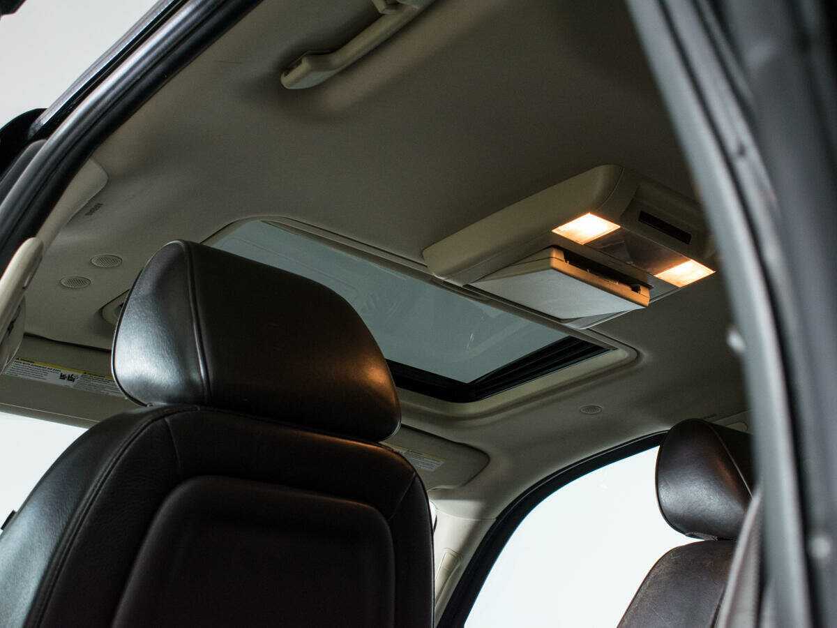 Cadillac Escalade с пробегом — 2011 год. Фото: #13