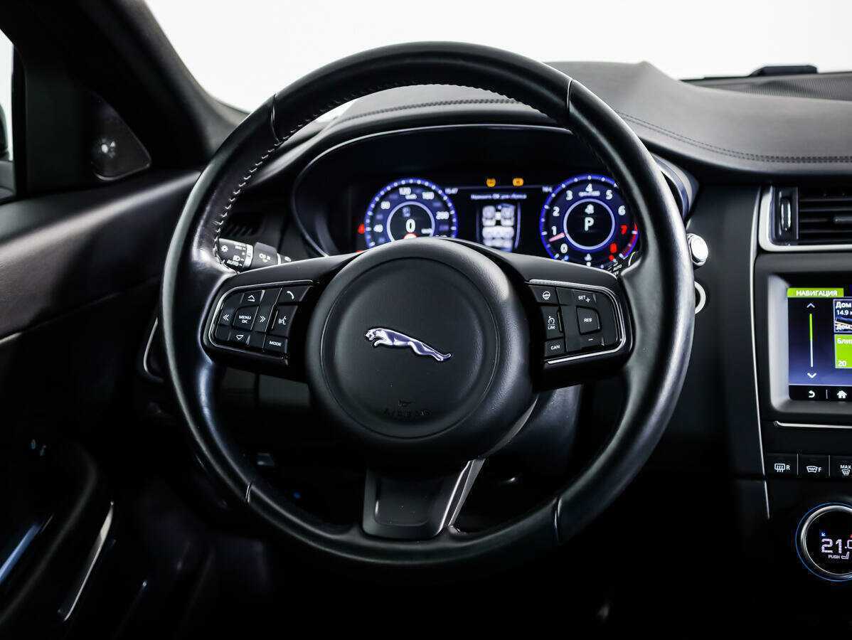 Jaguar E-Pace с пробегом — 2018 год. Фото: #9