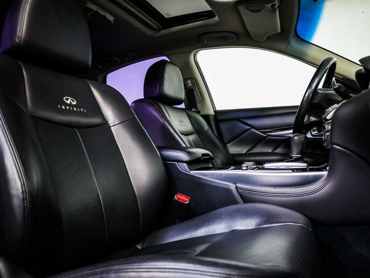 Infiniti M с пробегом — 2012 год. Фото: #10