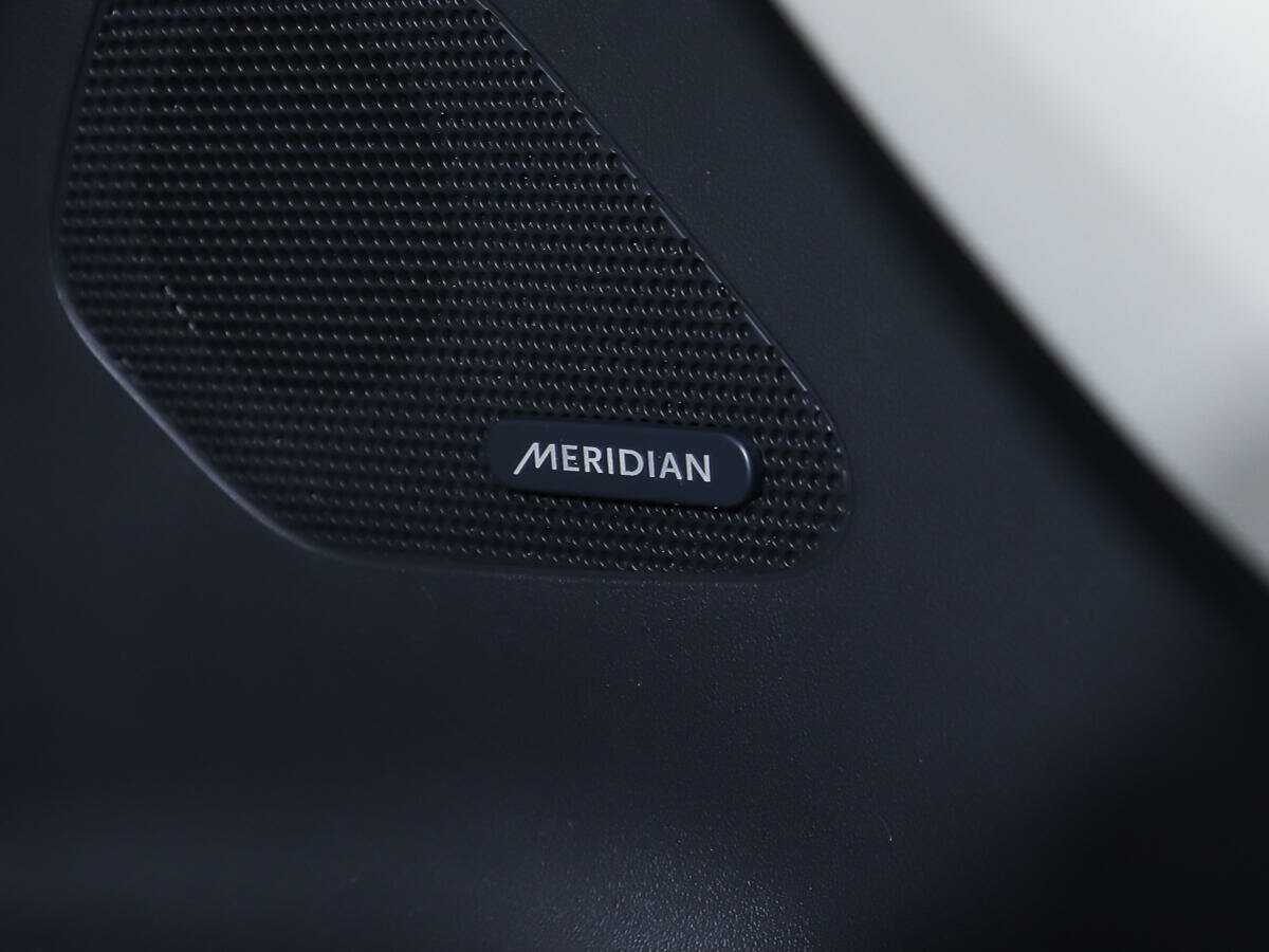 Jaguar F-Pace с пробегом — 2016 год. Фото: #14