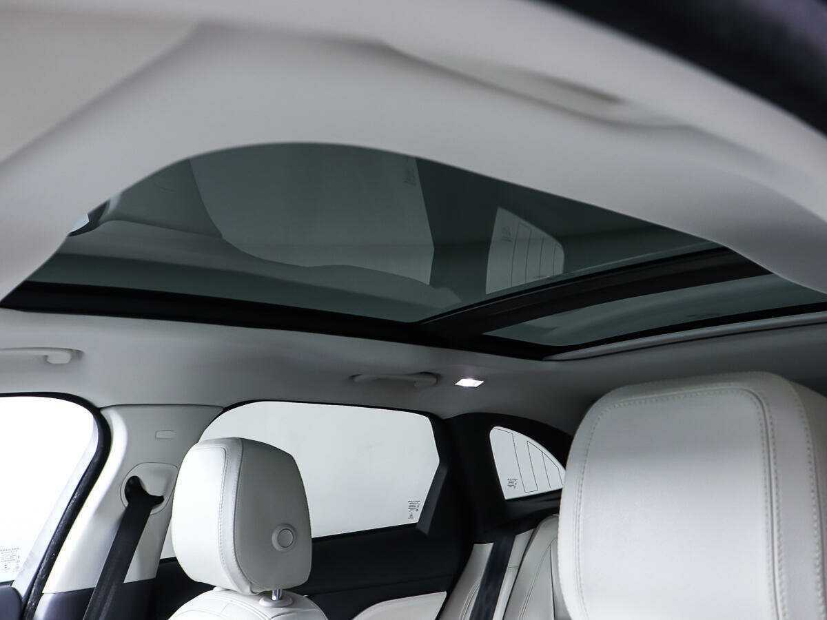 Jaguar F-Pace с пробегом — 2016 год. Фото: #22