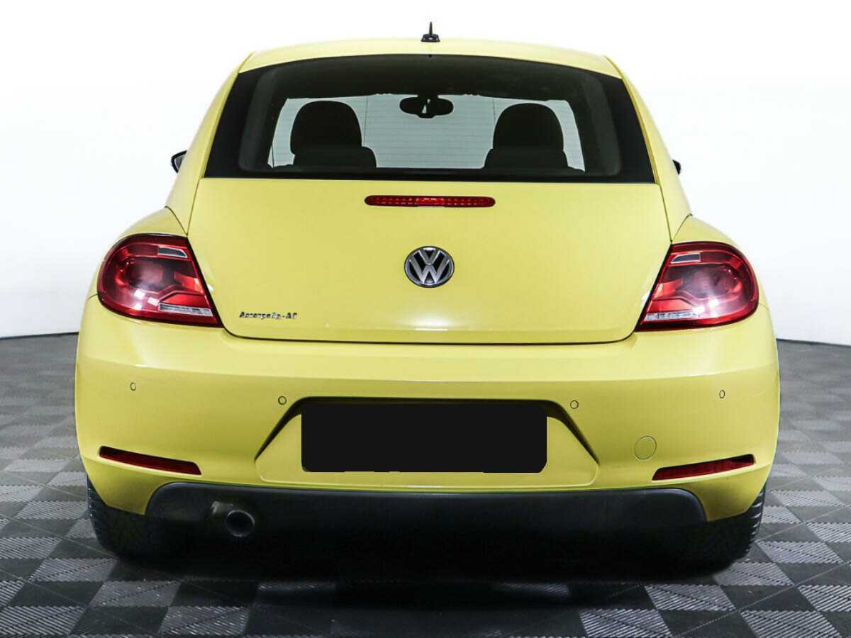 Volkswagen Beetle с пробегом — 2013 год. Фото: #5