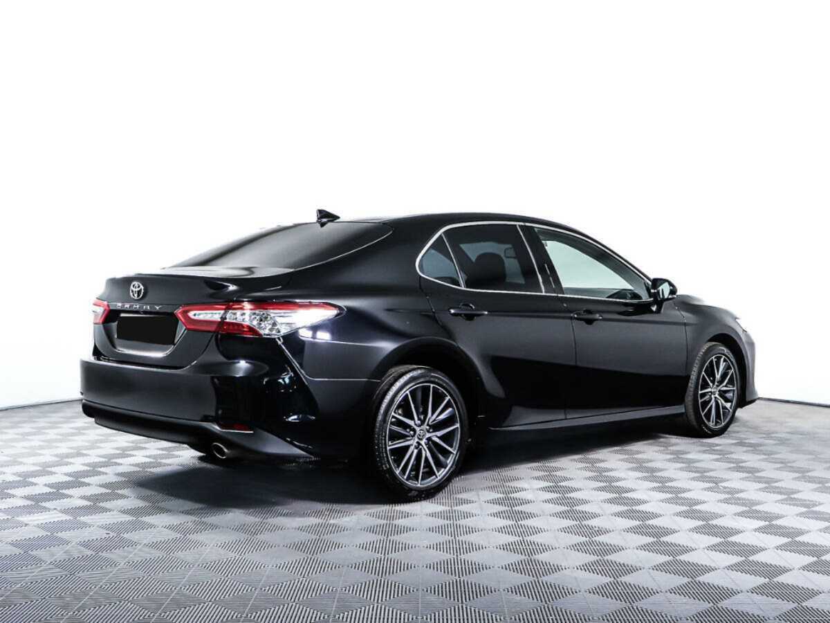 Toyota Camry с пробегом — 2021 год. Фото: #4