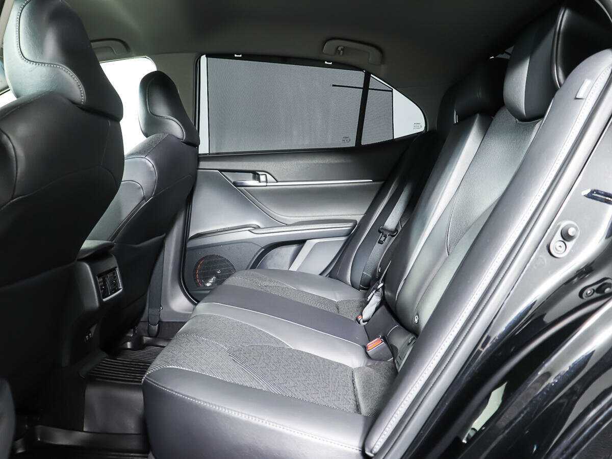 Toyota Camry с пробегом — 2021 год. Фото: #9