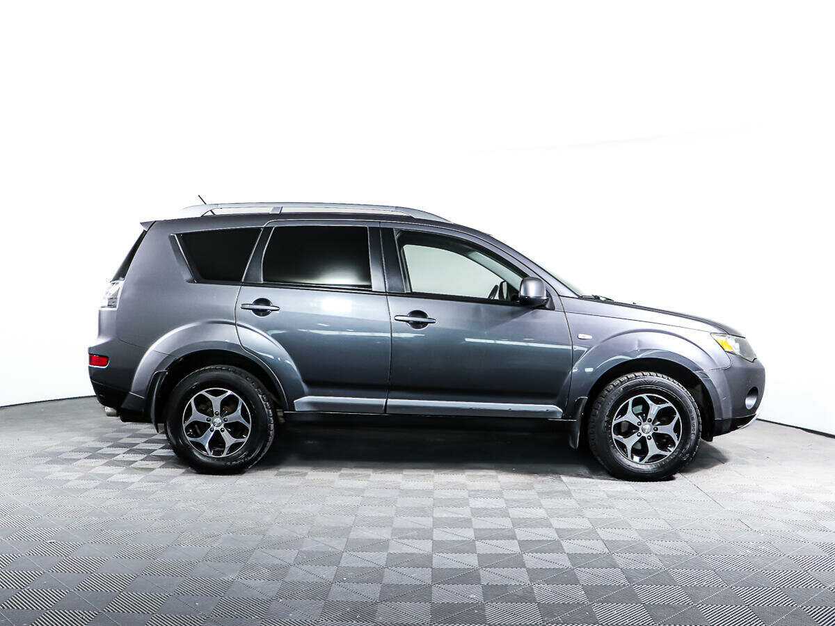 Mitsubishi Outlander с пробегом — 2008 год. Фото: #3