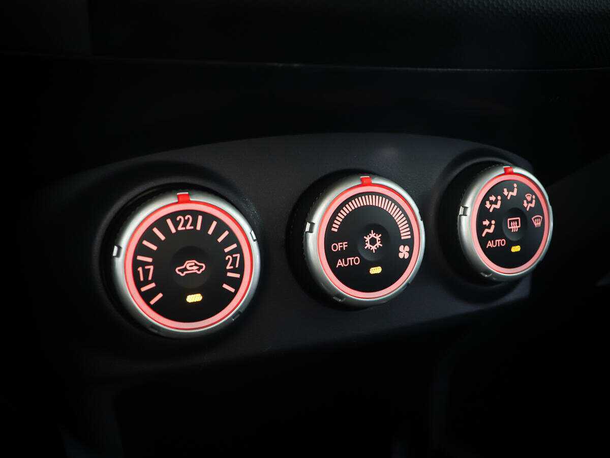 Mitsubishi Outlander с пробегом — 2008 год. Фото: #17