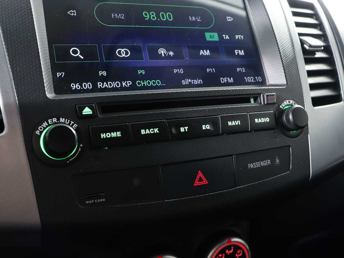 Mitsubishi Outlander с пробегом — 2008 год. Фото: #18