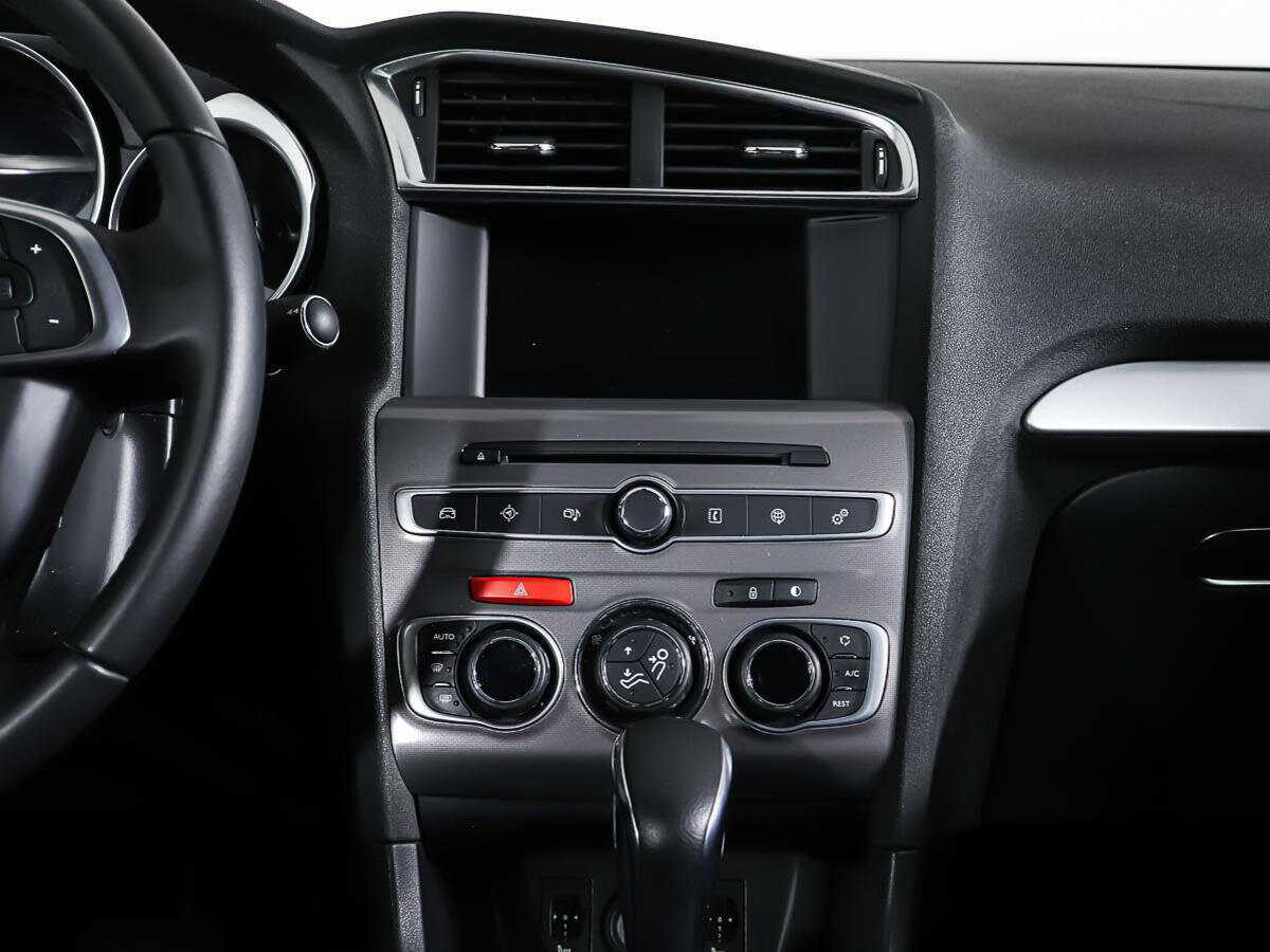 Citroen C4 с пробегом — 2017 год. Фото: #11