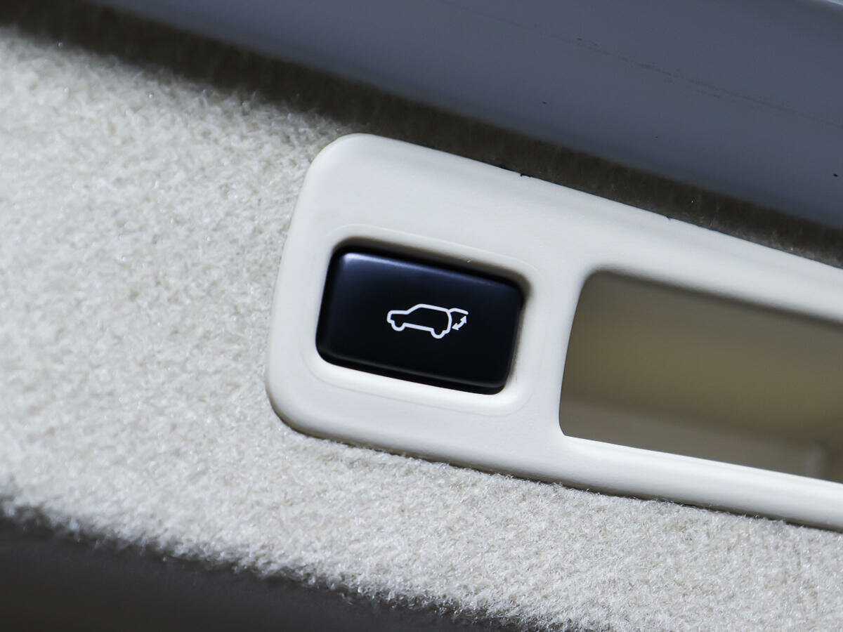 Lexus RX с пробегом — 2011 год. Фото: #16