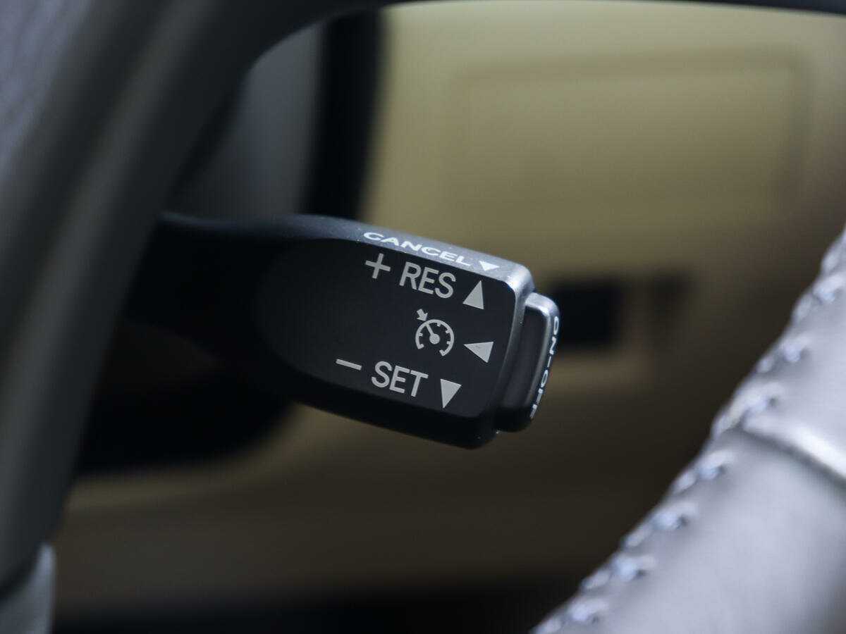 Lexus RX с пробегом — 2011 год. Фото: #17