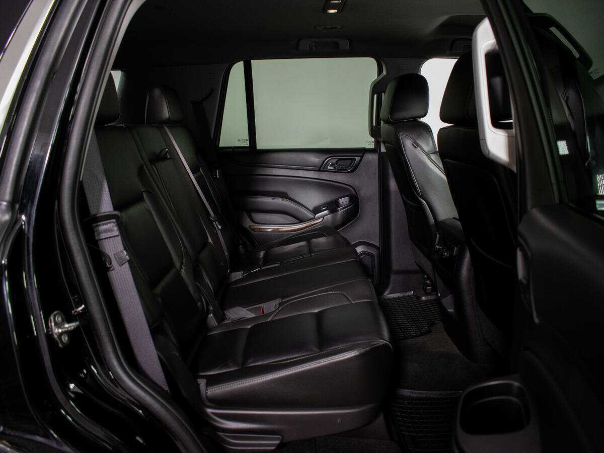 Chevrolet Tahoe с пробегом — 2016 год. Фото: #9