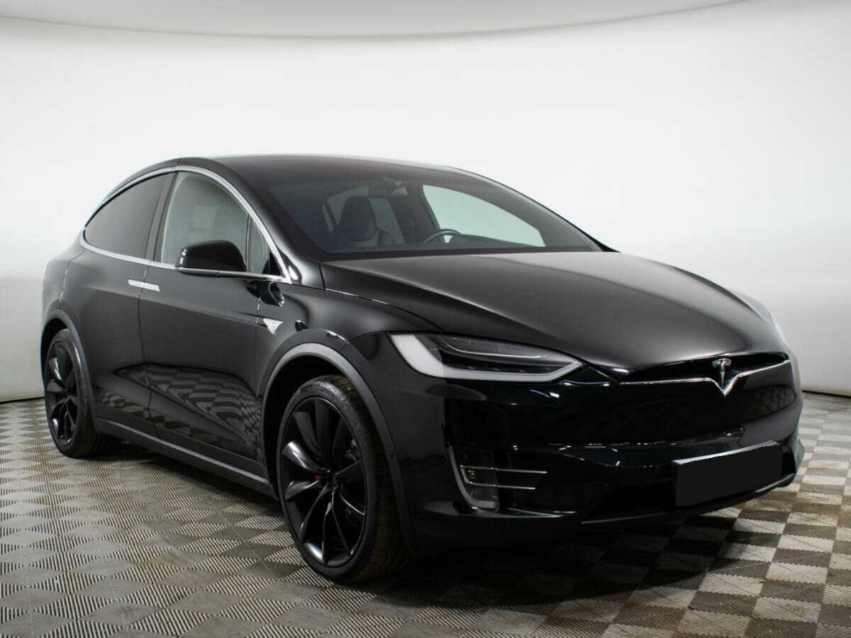 Tesla Model X с пробегом — 2016 год. Фото: #2