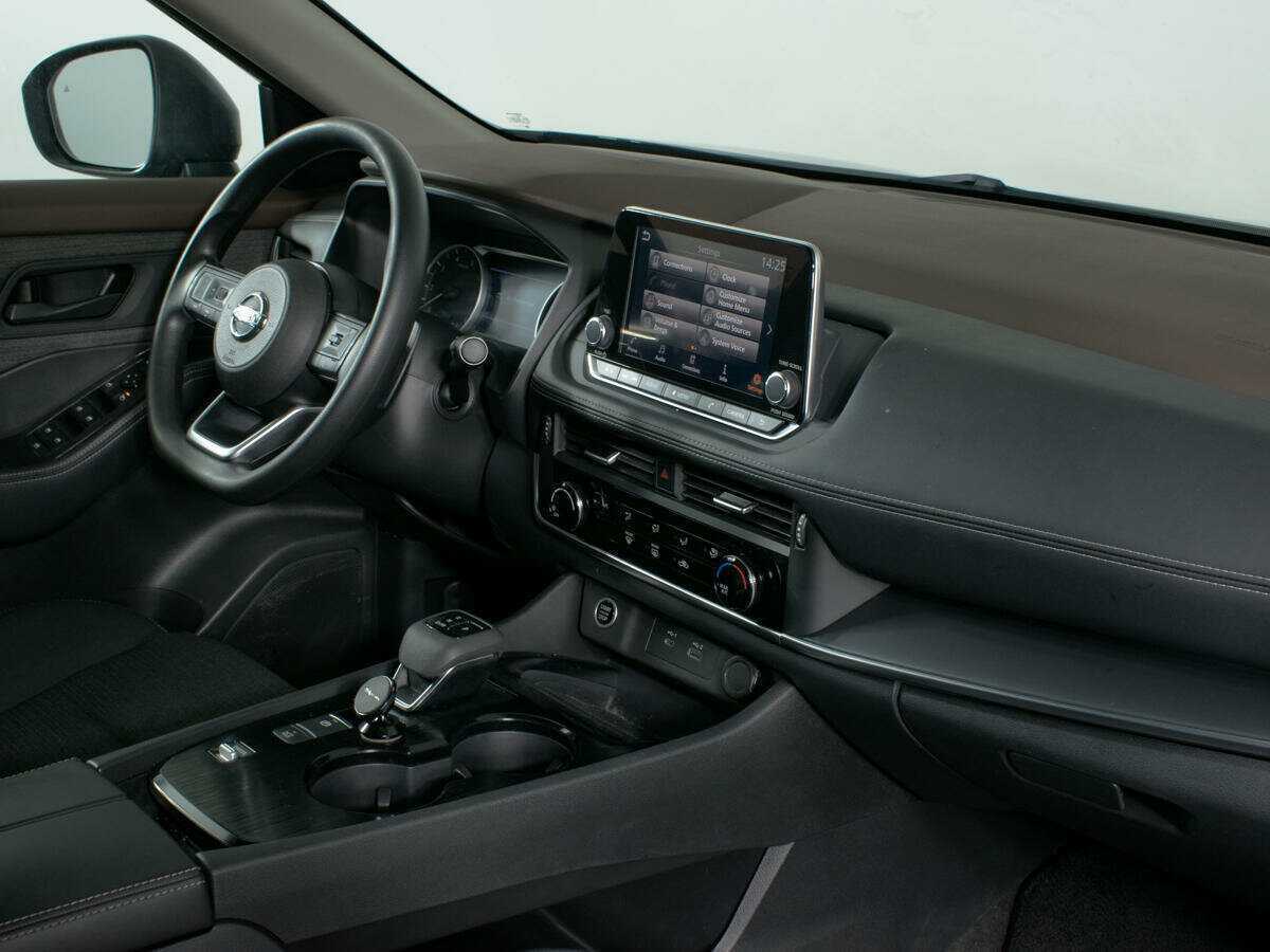 Nissan Rogue с пробегом — 2022 год. Фото: #8