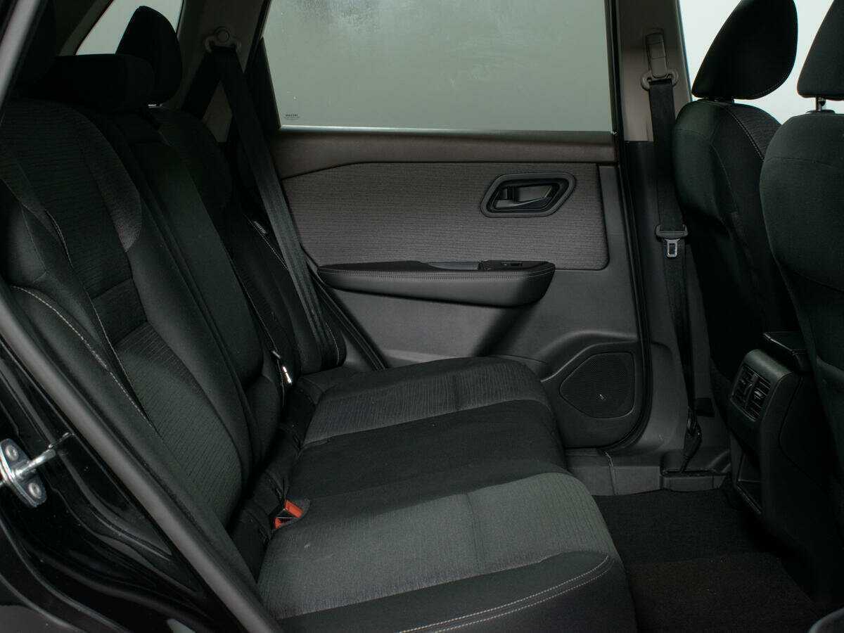 Nissan Rogue с пробегом — 2022 год. Фото: #11