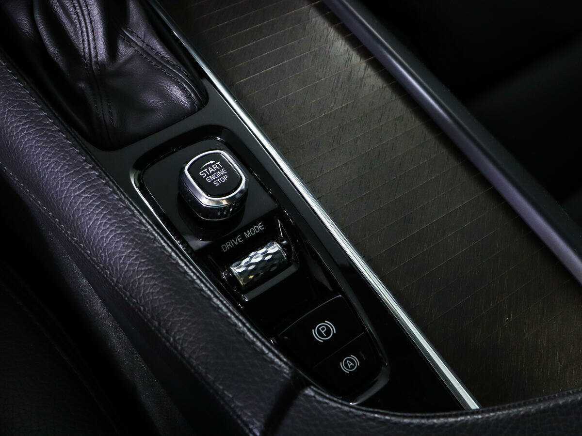 Volvo V90 Cross Country с пробегом — 2018 год. Фото: #16