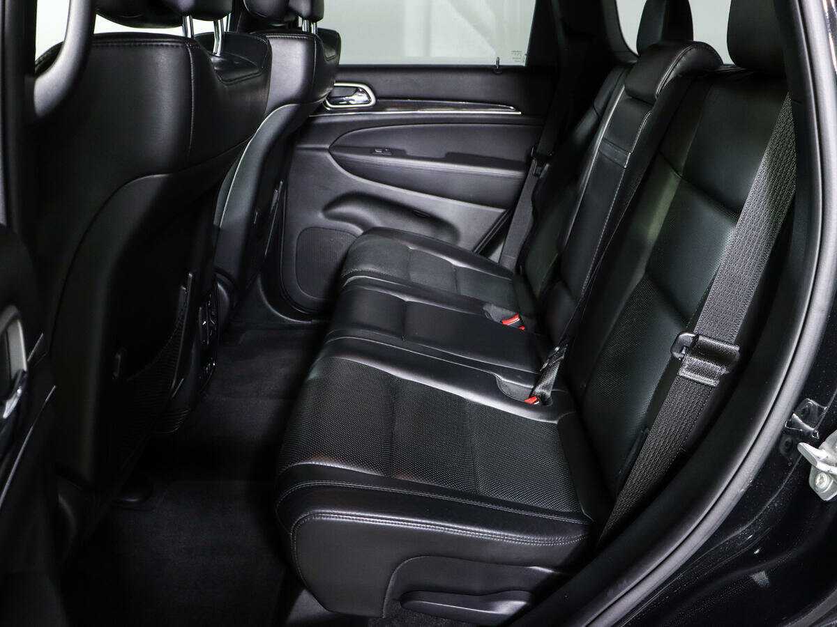 Jeep Grand Cherokee с пробегом — 2018 год. Фото: #7