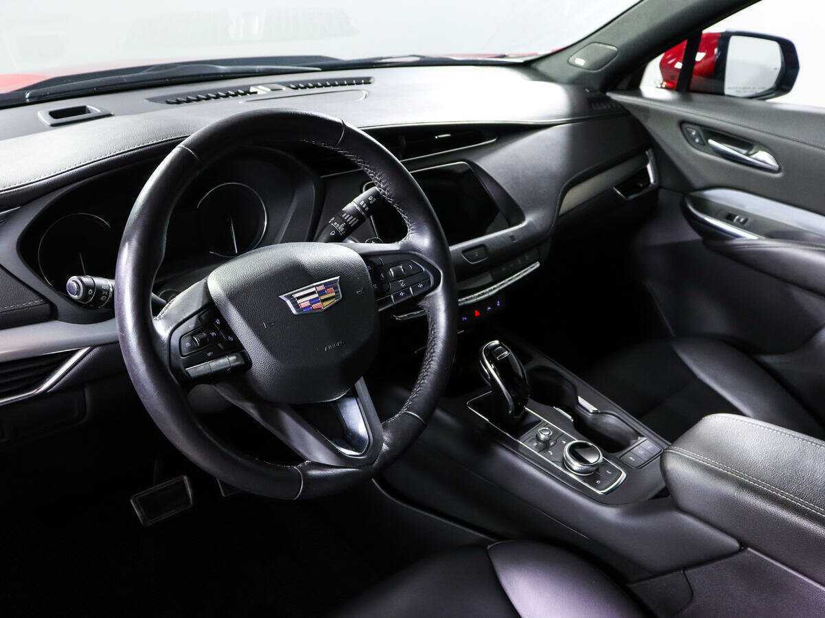 Cadillac XT4 с пробегом — 2021 год. Фото: #13