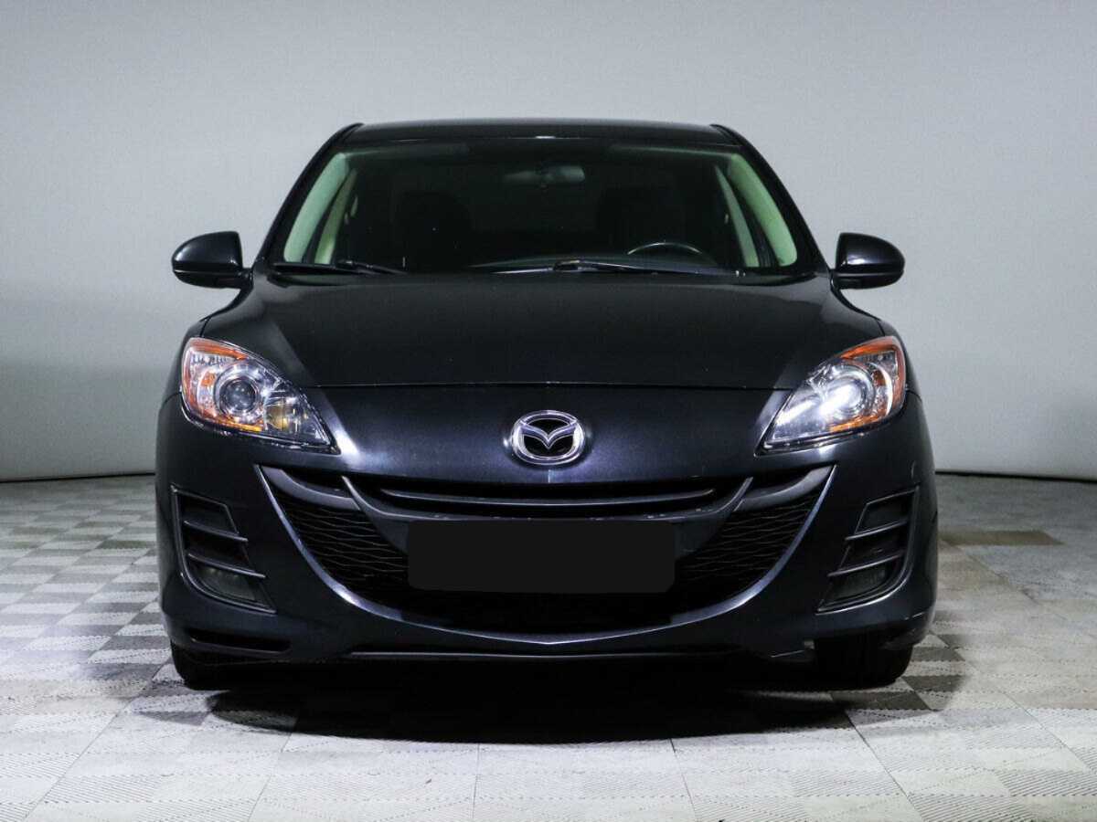 Mazda 3 с пробегом — 2011 год. Фото: #1