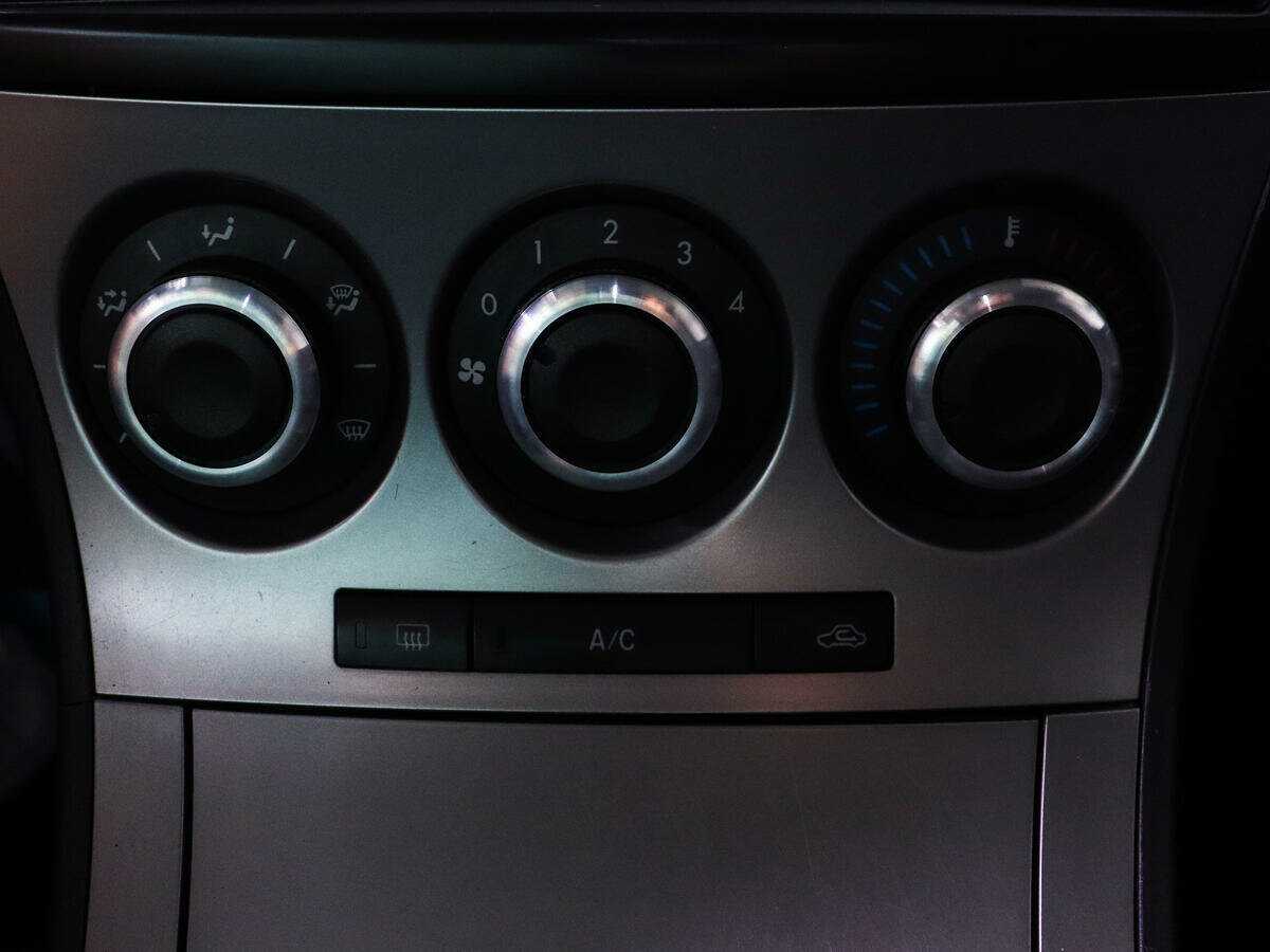 Mazda 3 с пробегом — 2011 год. Фото: #15