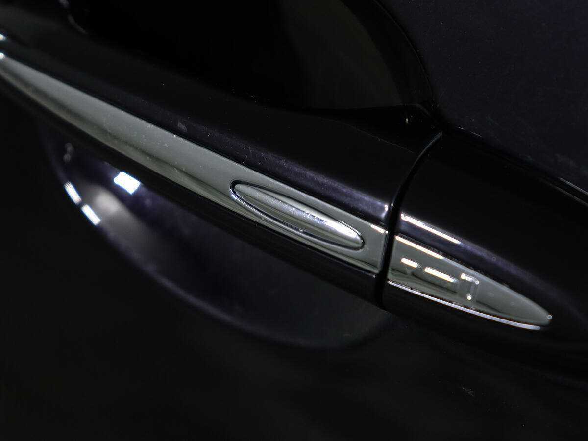 Jaguar XJ с пробегом — 2014 год. Фото: #23