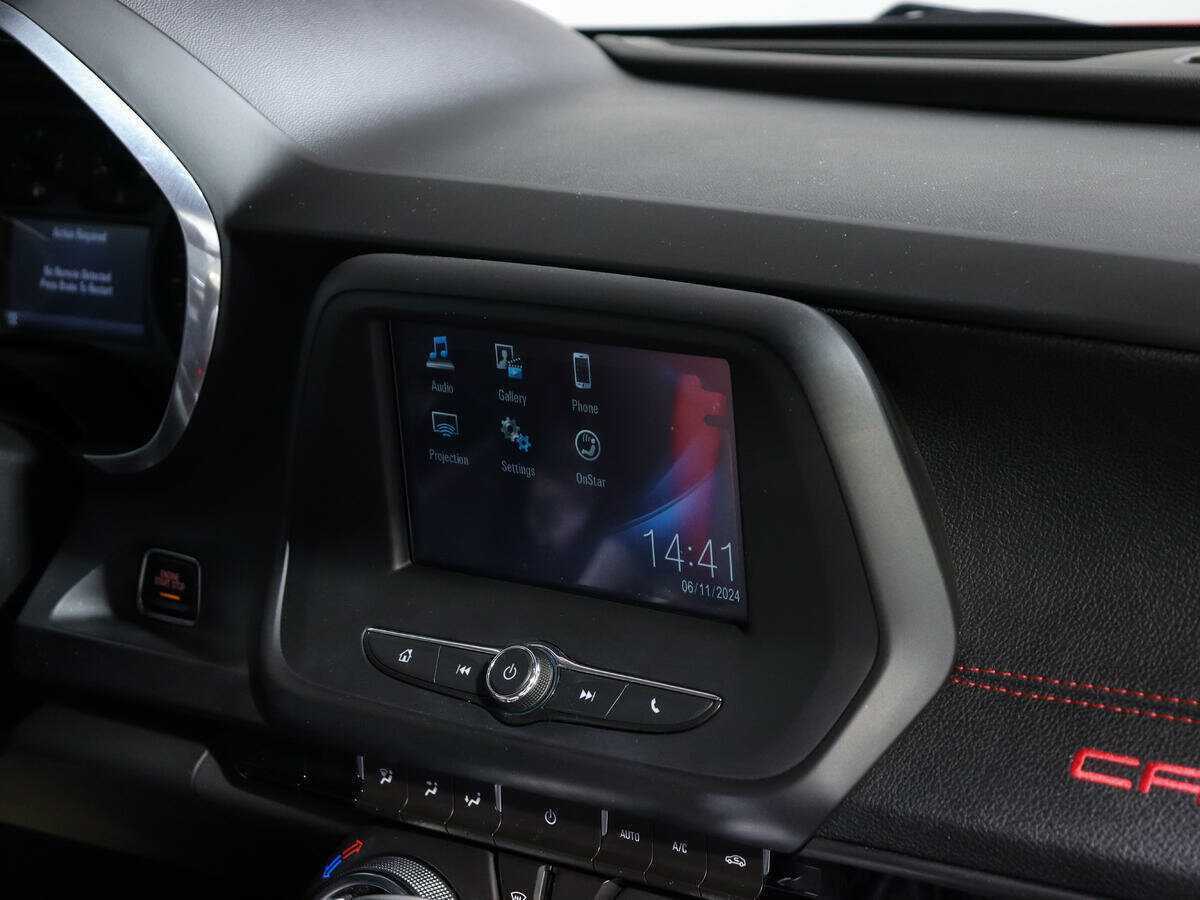 Chevrolet Camaro с пробегом — 2016 год. Фото: #12