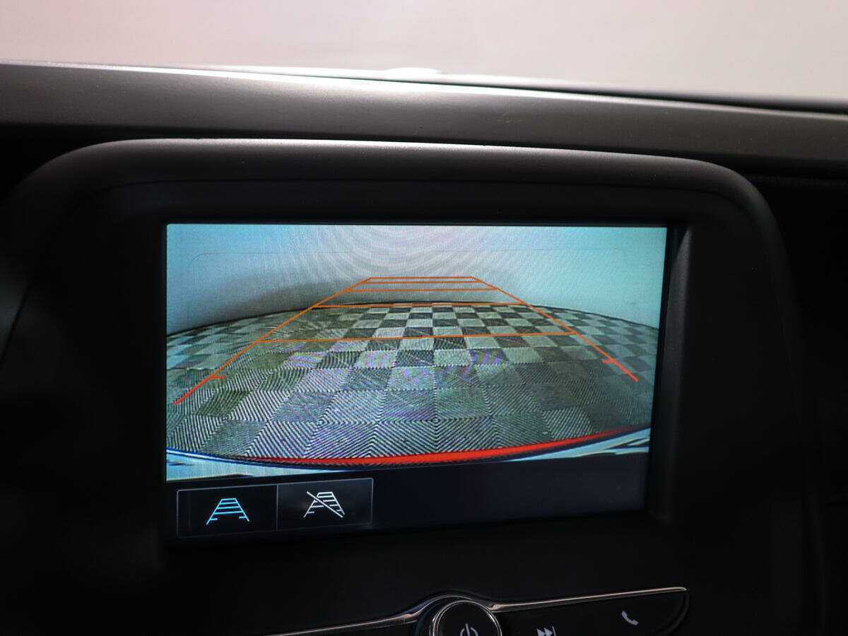 Chevrolet Camaro с пробегом — 2016 год. Фото: #14