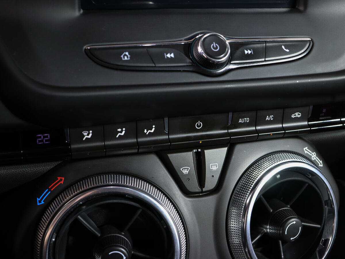 Chevrolet Camaro с пробегом — 2016 год. Фото: #23