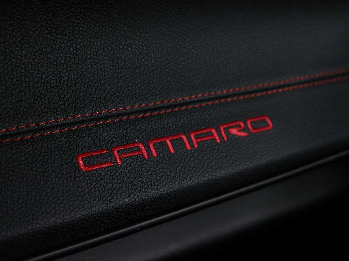 Chevrolet Camaro с пробегом — 2016 год. Фото: #25