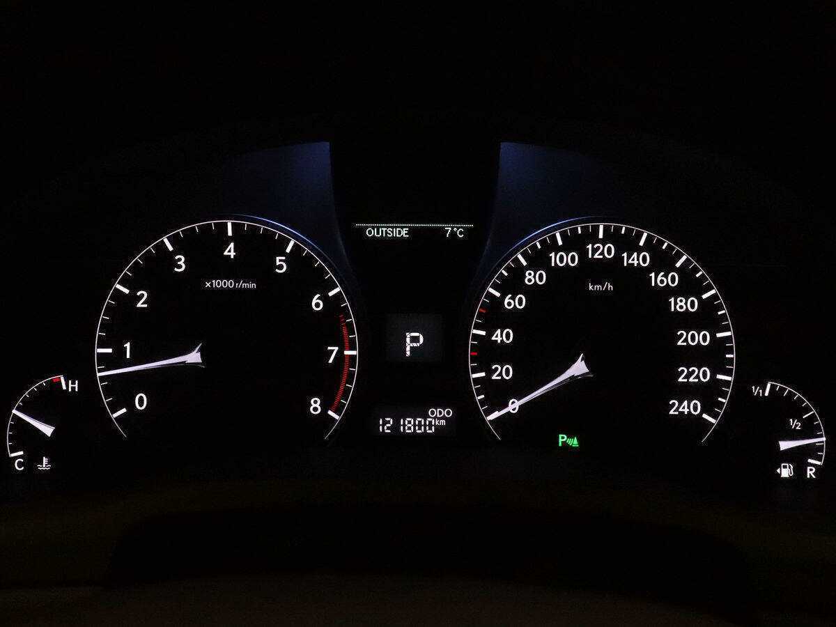 Lexus RX с пробегом — 2015 год. Фото: #16