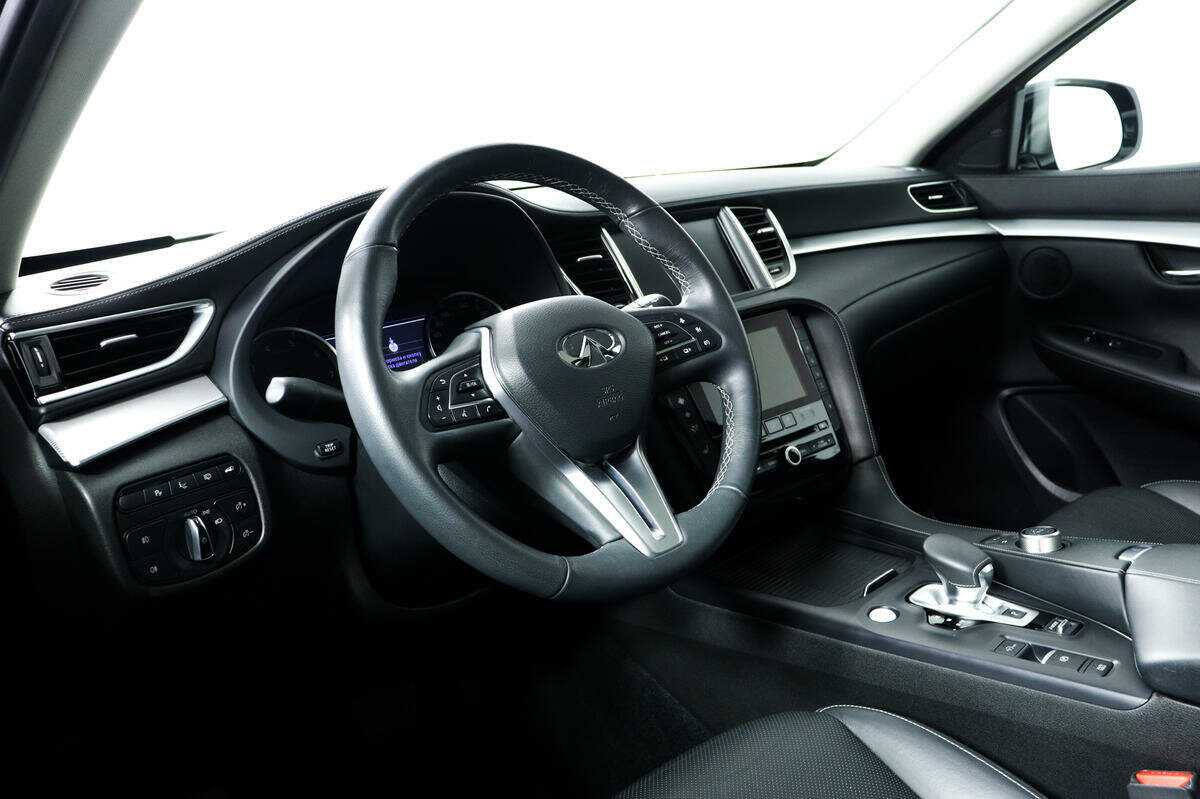 Infiniti QX50 с пробегом — 2018 год. Фото: #12