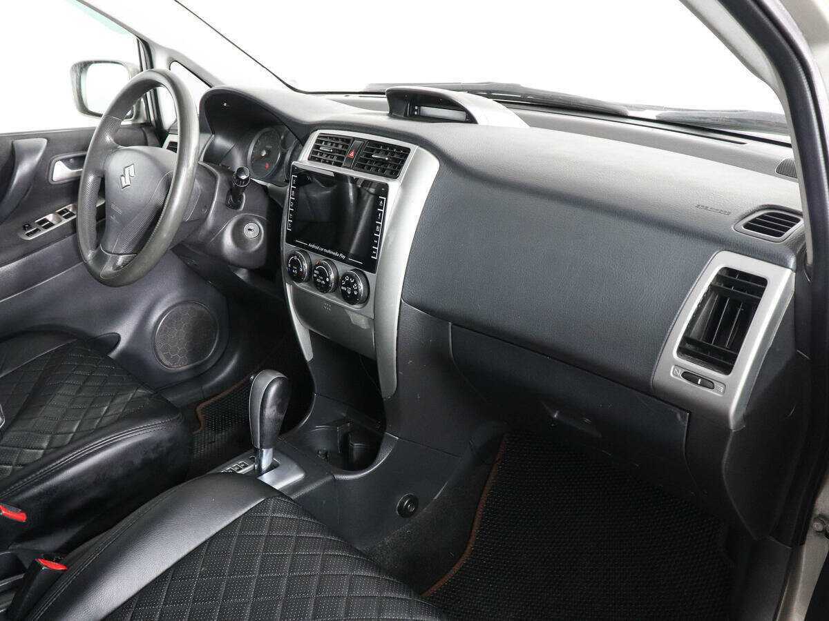 Suzuki Liana с пробегом — 2007 год. Фото: #5