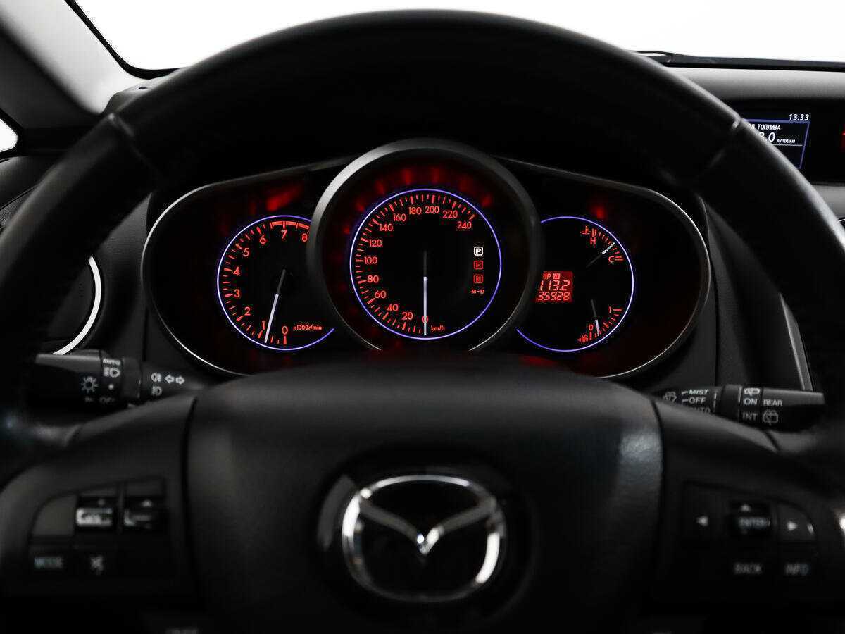 Mazda CX-7 с пробегом — 2011 год. Фото: #18