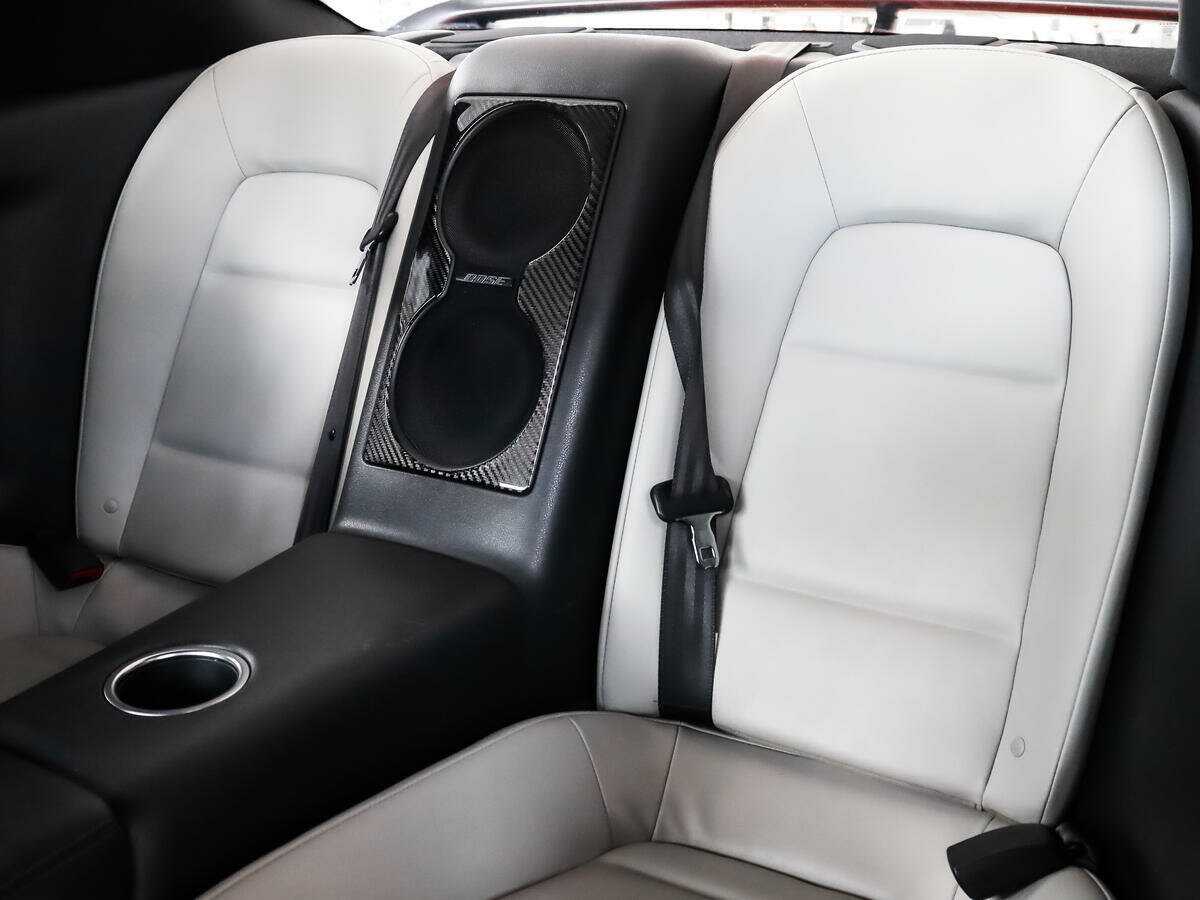 Nissan GT-R с пробегом — 2010 год. Фото: #12