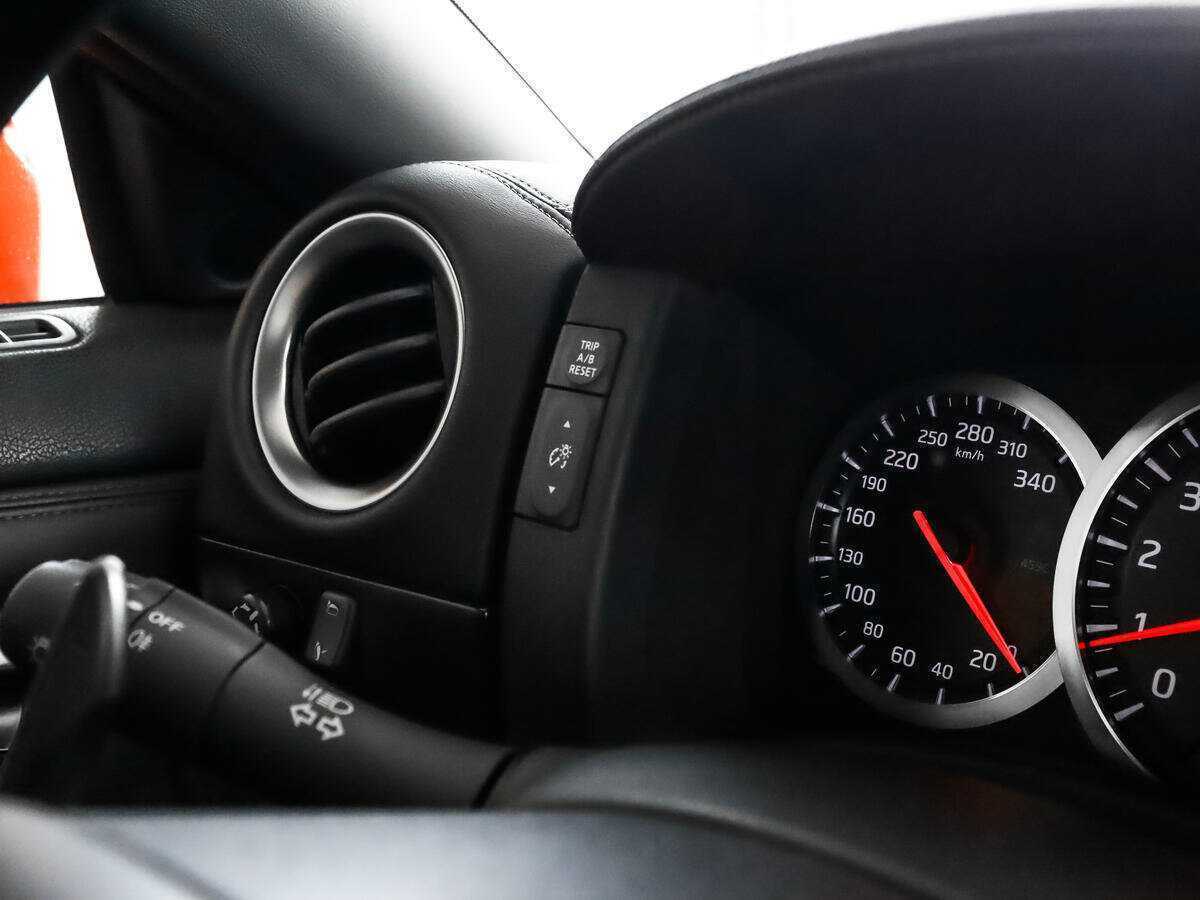 Nissan GT-R с пробегом — 2010 год. Фото: #14