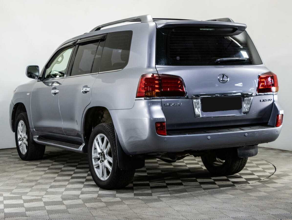 Lexus LX с пробегом — 2008 год. Фото: #5