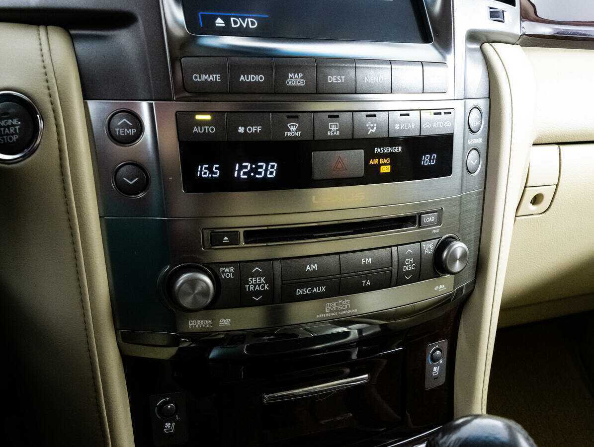 Lexus LX с пробегом — 2008 год. Фото: #15