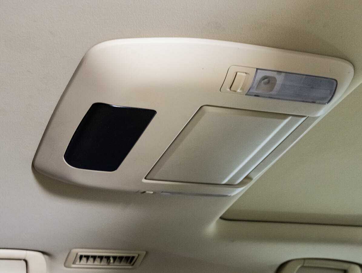 Lexus LX с пробегом — 2008 год. Фото: #20