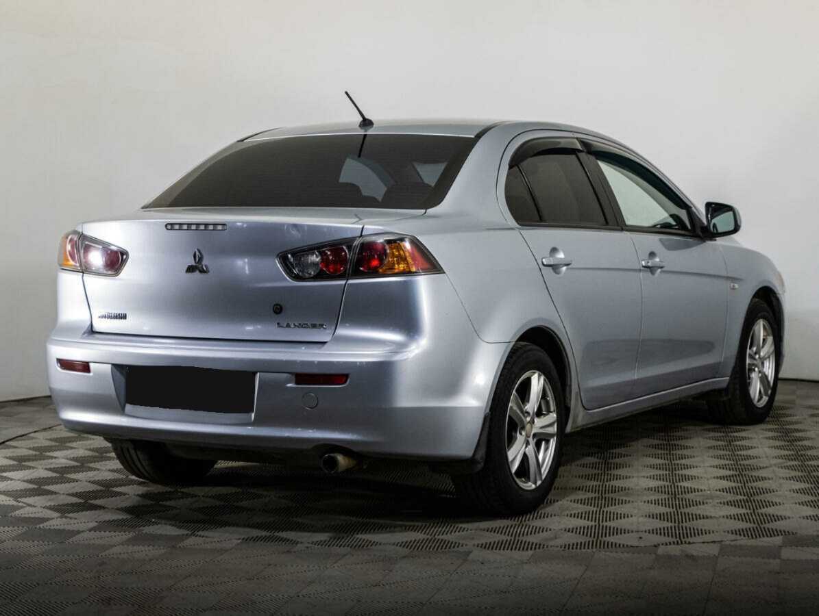 Mitsubishi Lancer с пробегом — 2010 год. Фото: #4