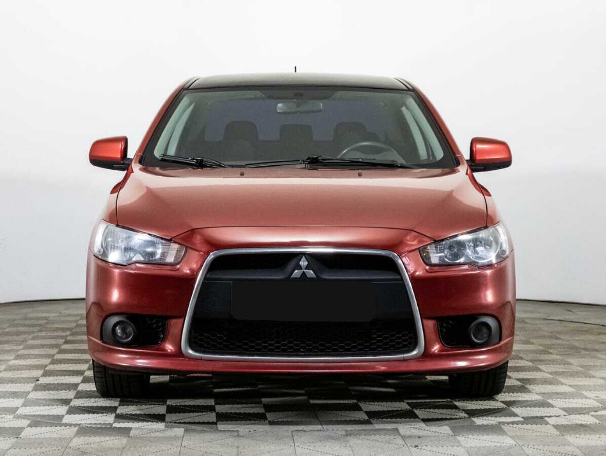 Mitsubishi Lancer с пробегом — 2011 год. Фото: #1
