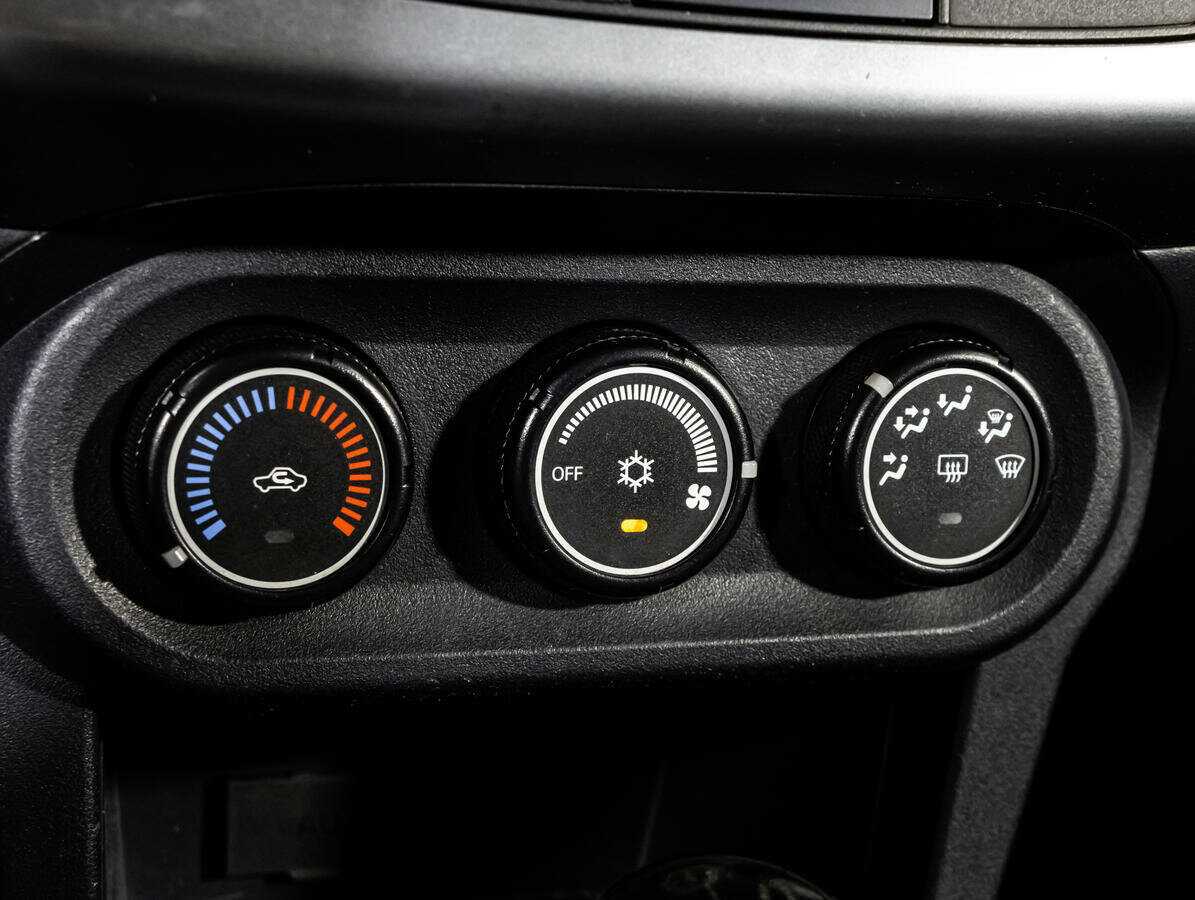 Mitsubishi Lancer с пробегом — 2011 год. Фото: #15