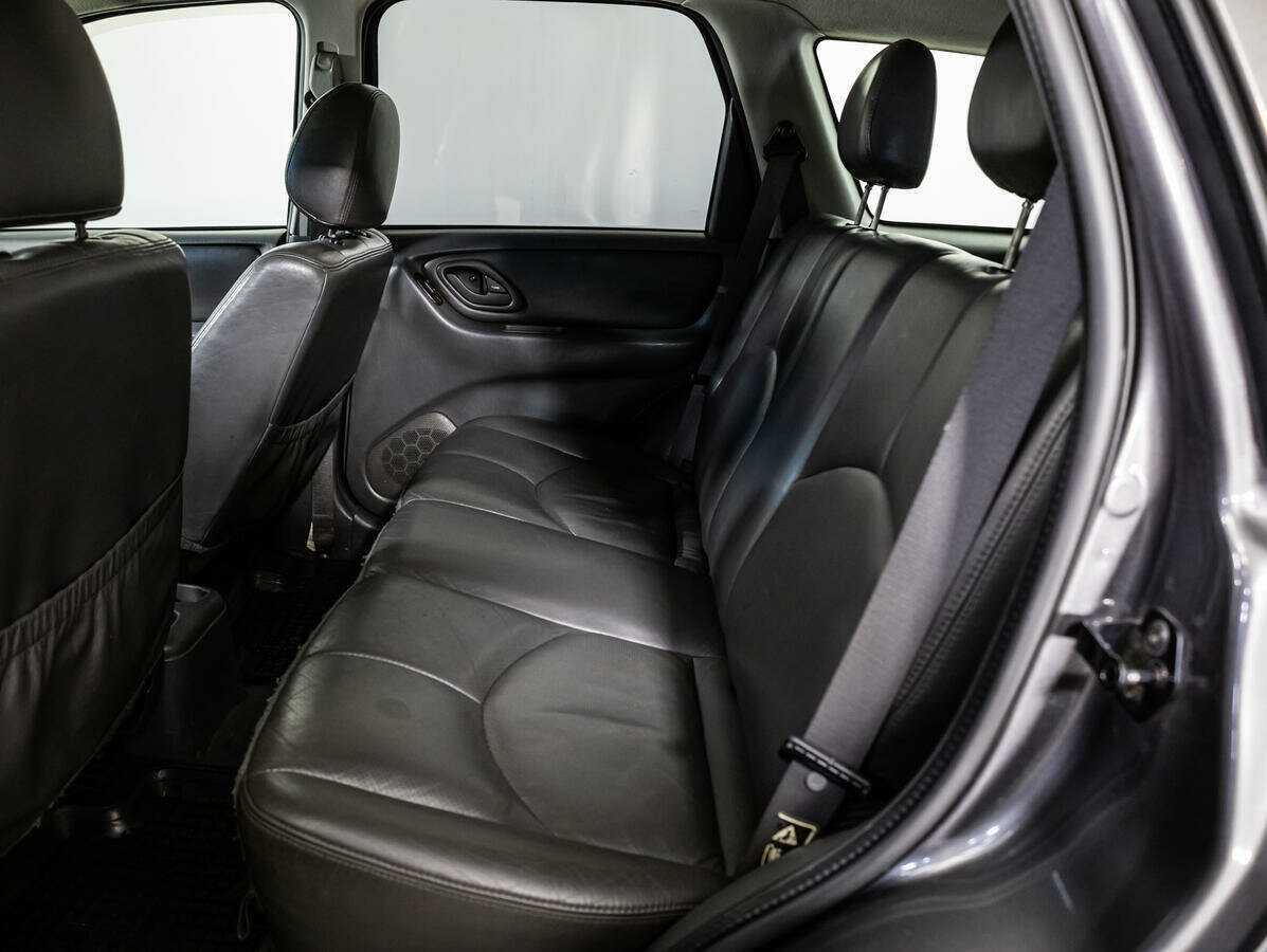 Mazda Tribute с пробегом — 2003 год. Фото: #7