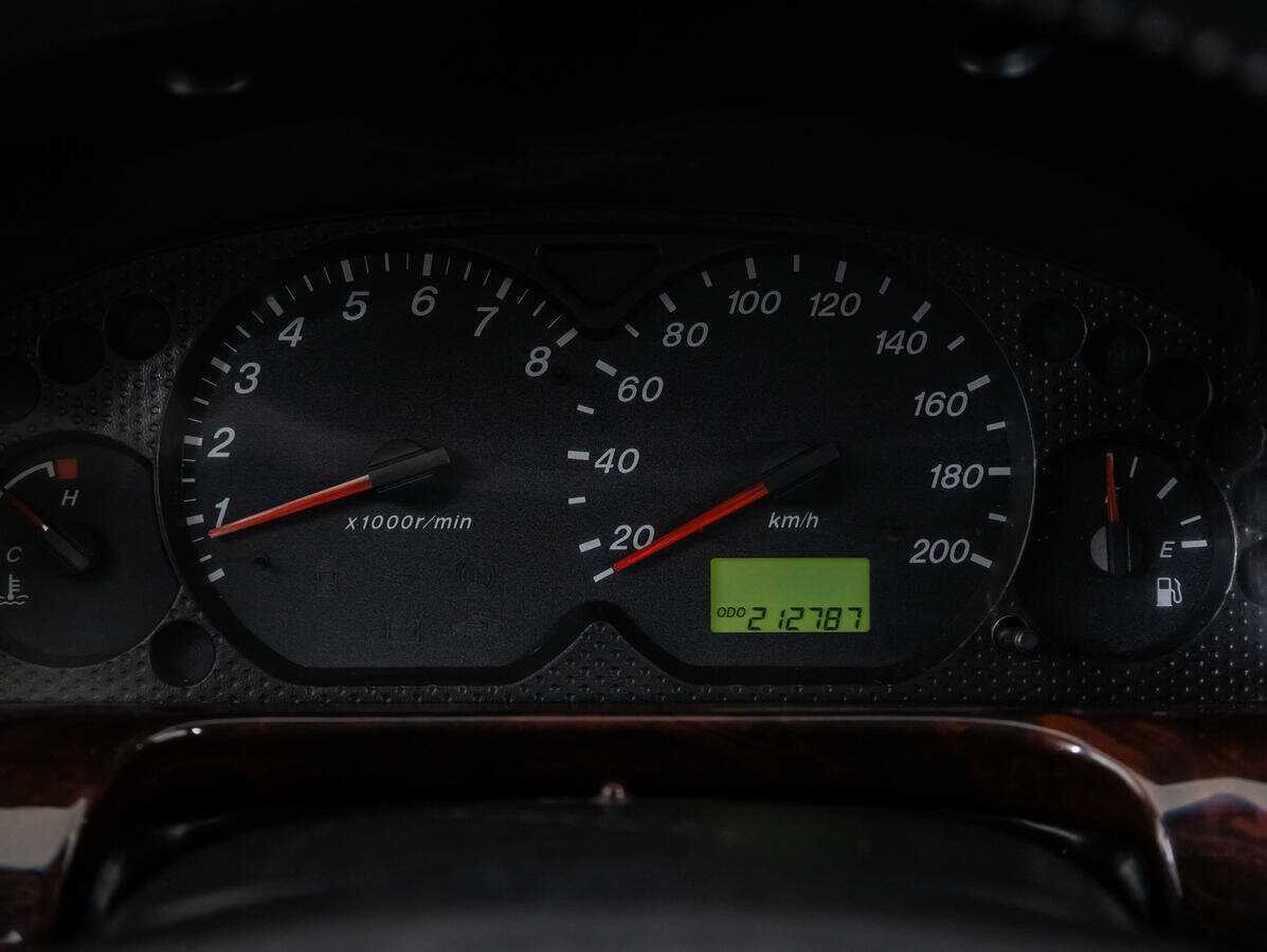 Mazda Tribute с пробегом — 2003 год. Фото: #9