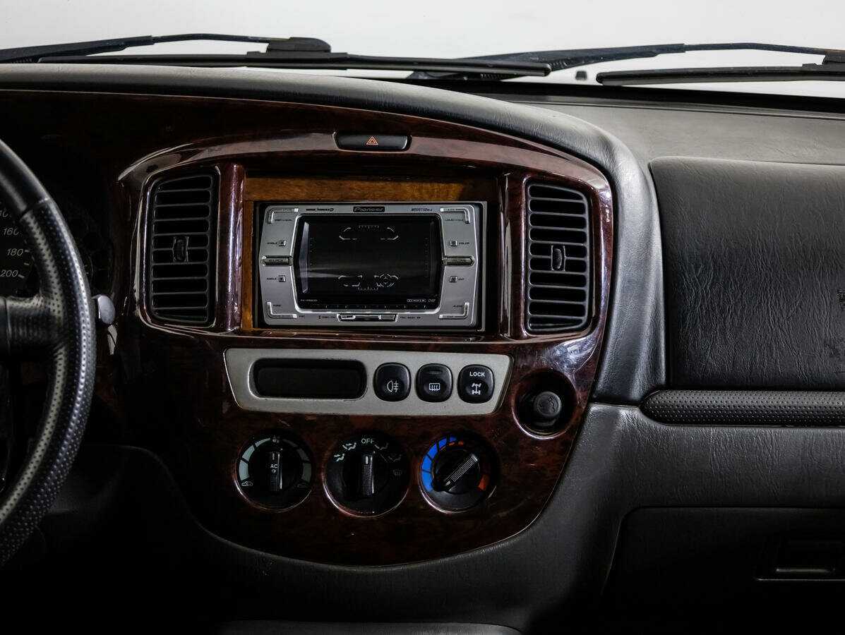 Mazda Tribute с пробегом — 2003 год. Фото: #11