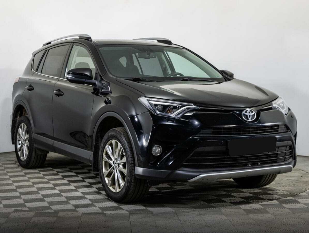 Toyota RAV4 с пробегом — 2016 год. Фото: #2