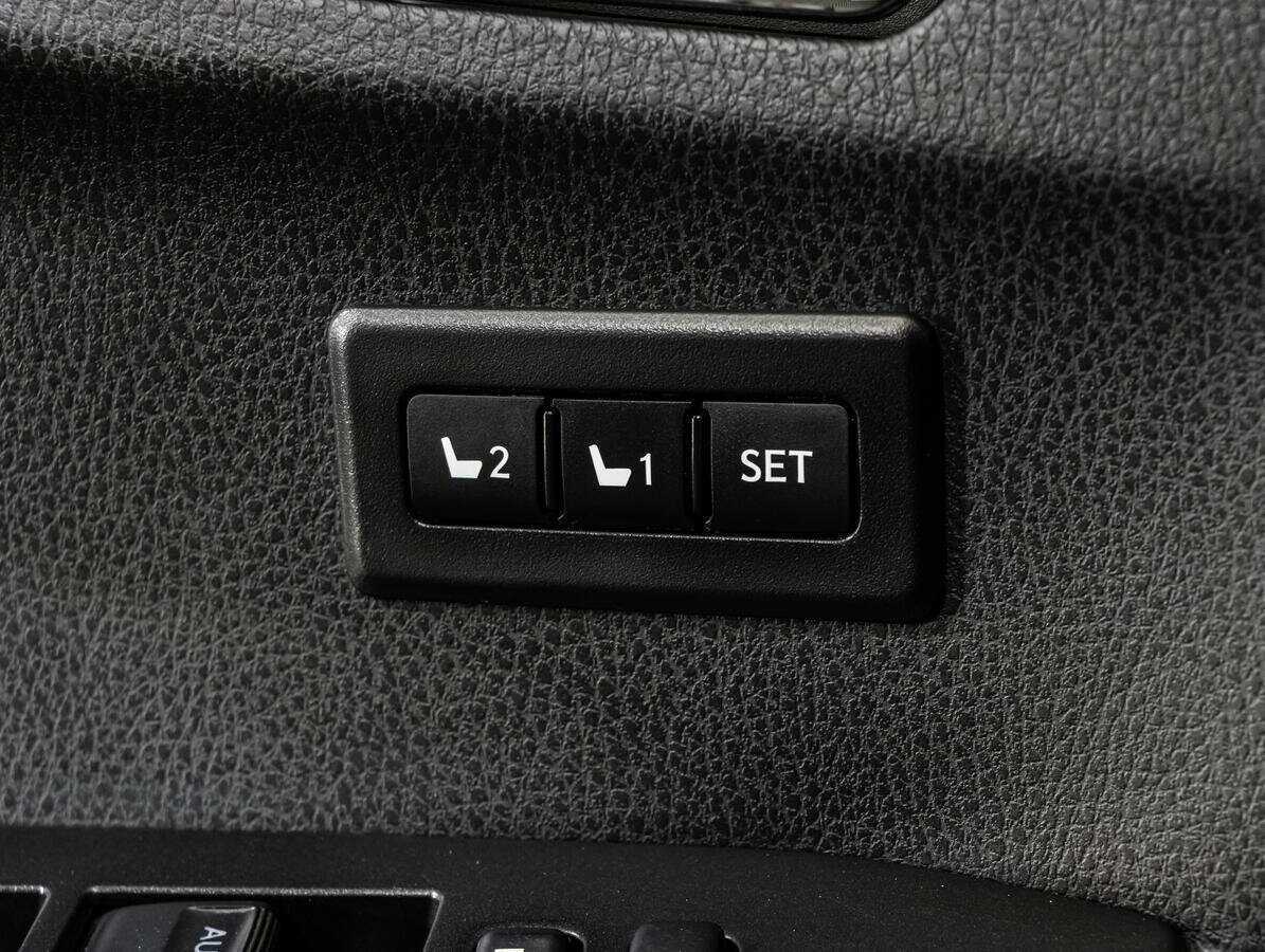 Toyota RAV4 с пробегом — 2016 год. Фото: #14